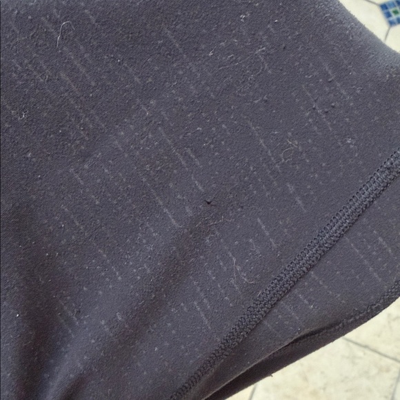 Lululemon Black High-Waisted Leggings 6 - Picture 5 of 6